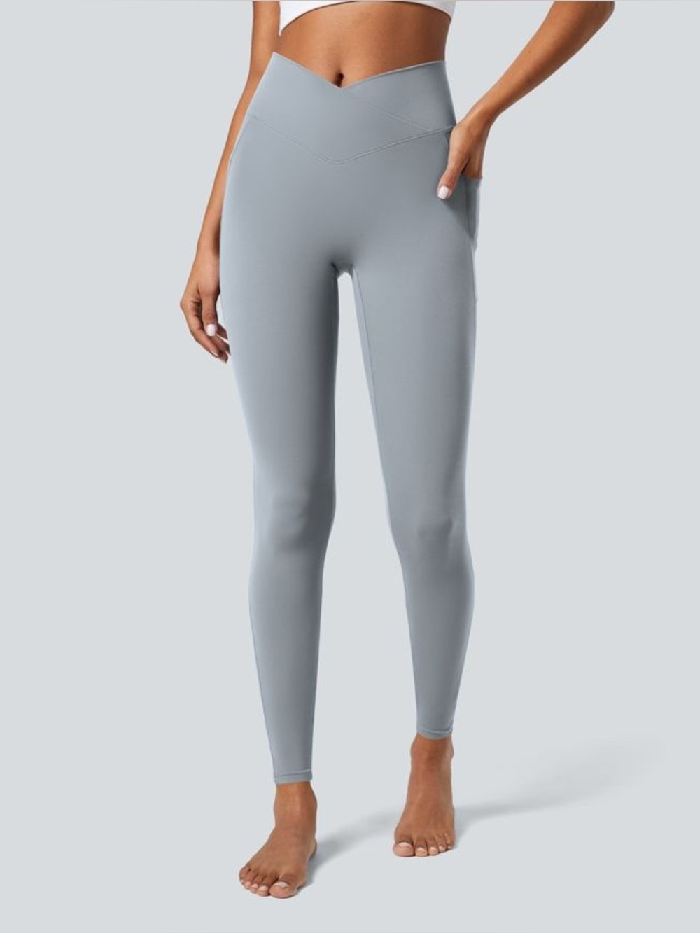 Halara SoftlyZero Crossover Pocket Plain Leggings UPF50+ high rise workout